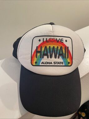 Surfware Hawaiian Classics black and white "I Love Hawaii" foam trucker hat